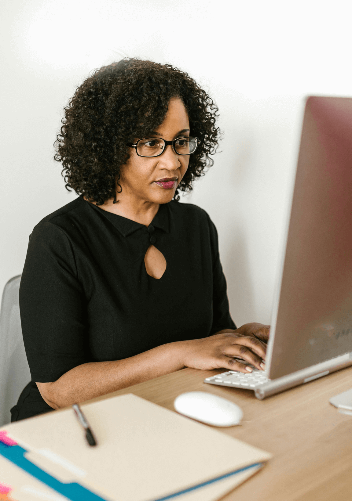 Woman lookin computer screen